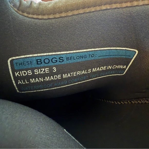 Bogs Black and Gray Spiderweb Kids Boots - Picture 5 of 6